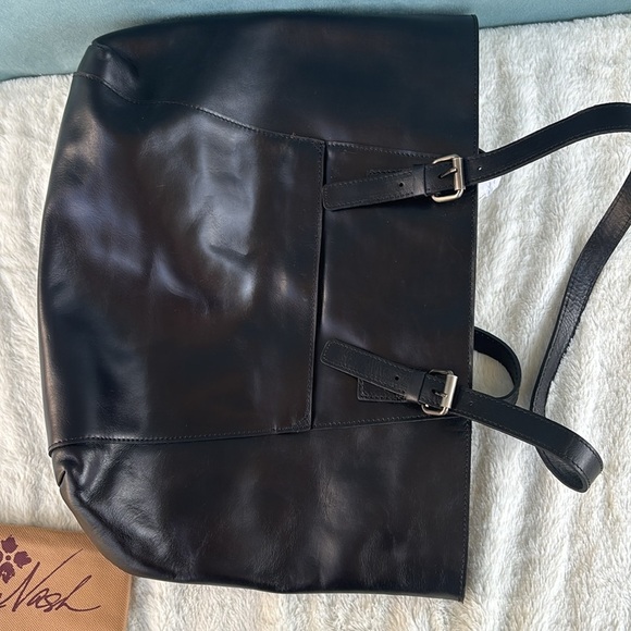 EUC Patricia Nash Black Leather Tote with Glossy Finish Laptop Shoulder Large Sz - Picture 6 of 6